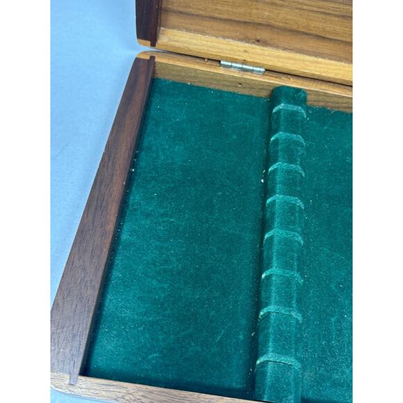 Vtg Cutco Mahogany Steak Knife Box Green Felt New Kensington 9 1/4” X 7.5” EMPTY - Picture 5 of 6